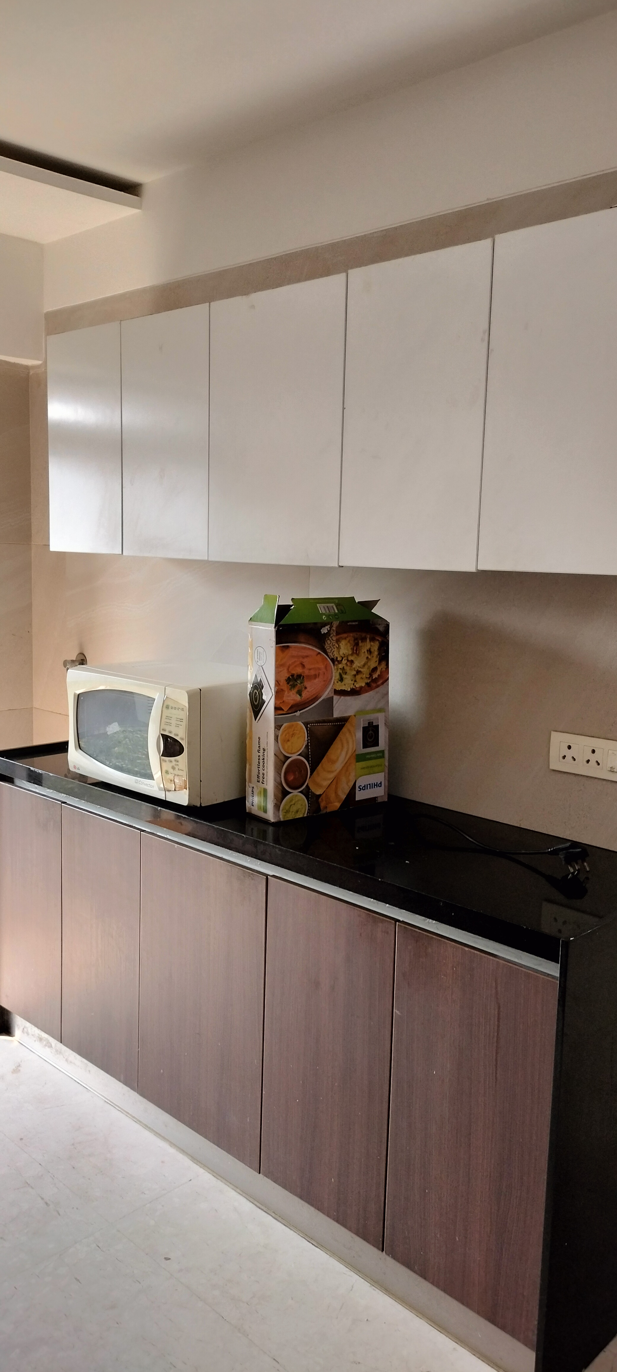 3 BHK Apartment for Rent in 16th Road Mumbai