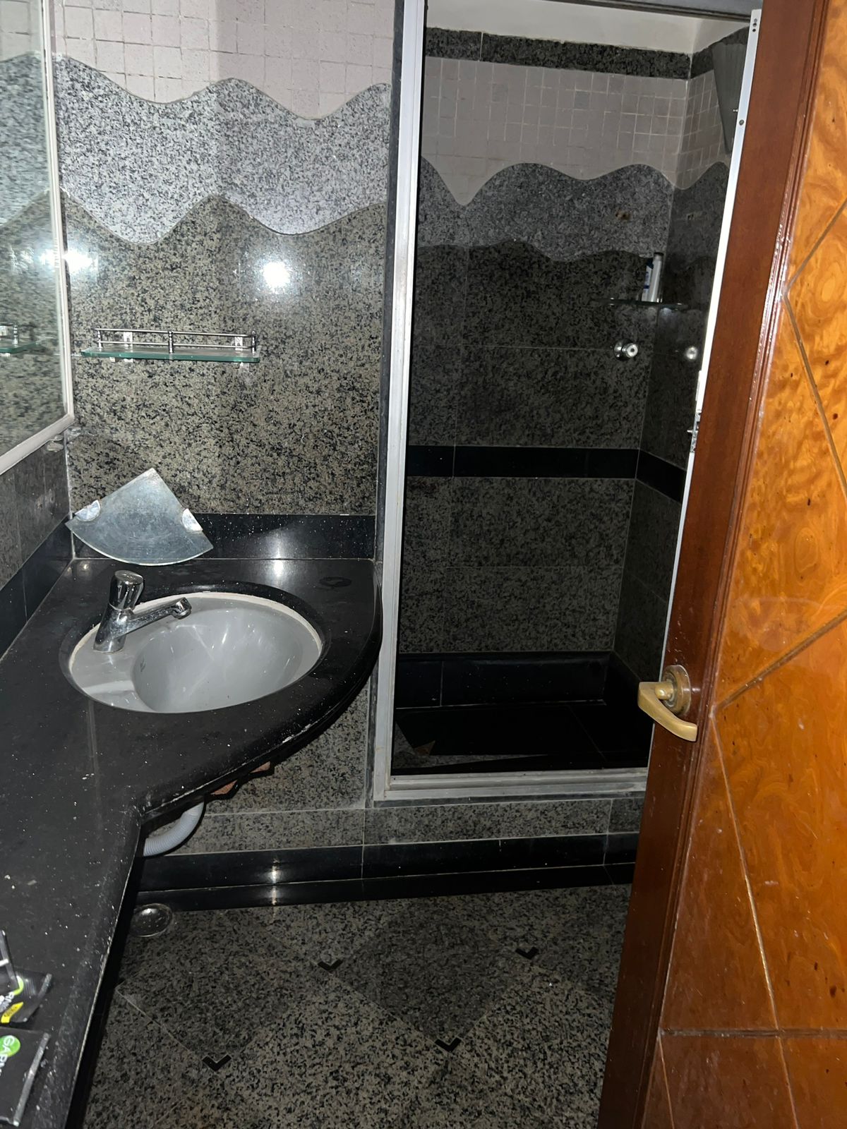 4 BHK Apartment for Rent in Main Avenue Road Mumbai