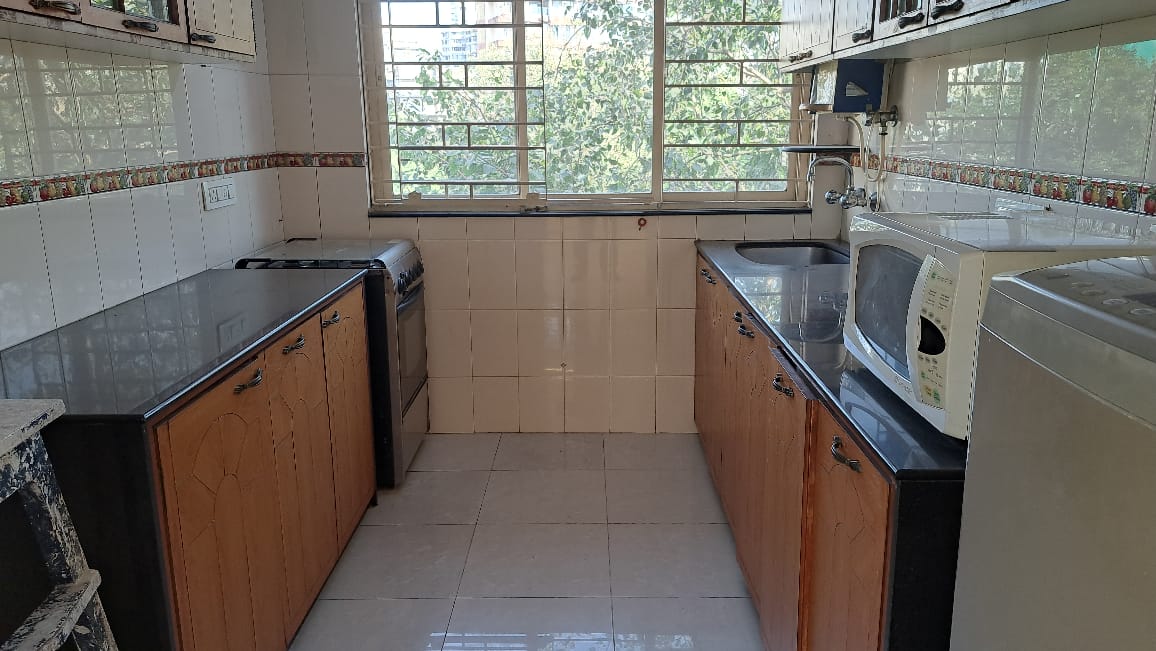 3 BHK Apartment for Rent in Bandra West Mumbai