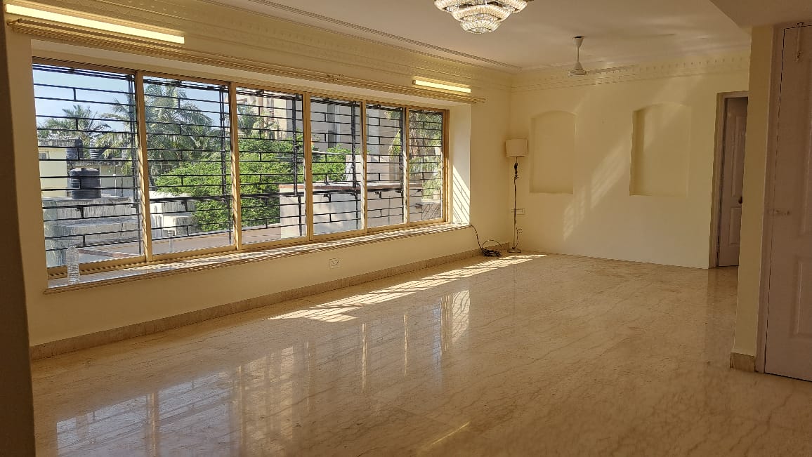 3 BHK Apartment for Rent in Bandra West Mumbai