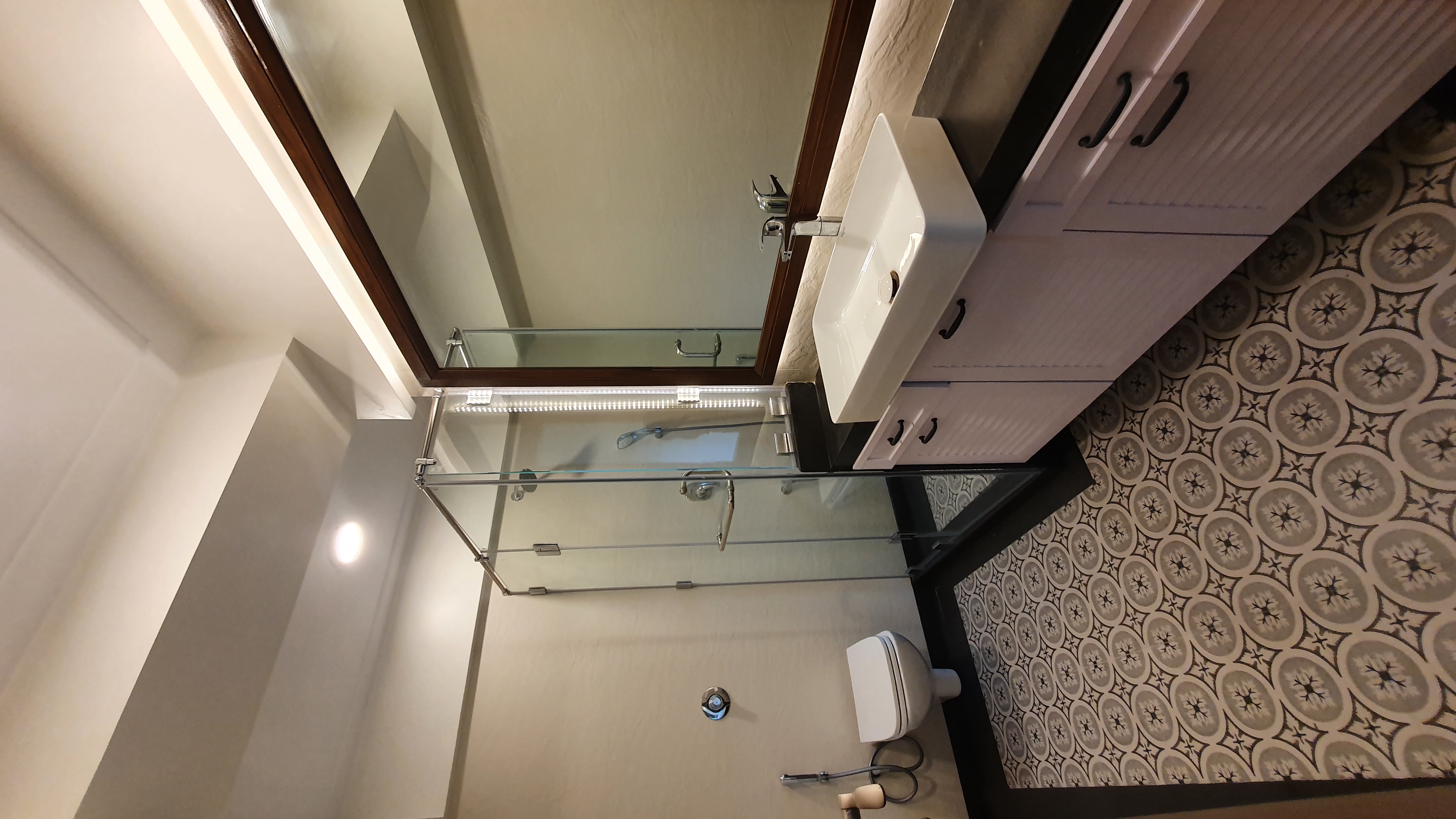 3 BHK Apartment for Rent in Bandra West Mumbai