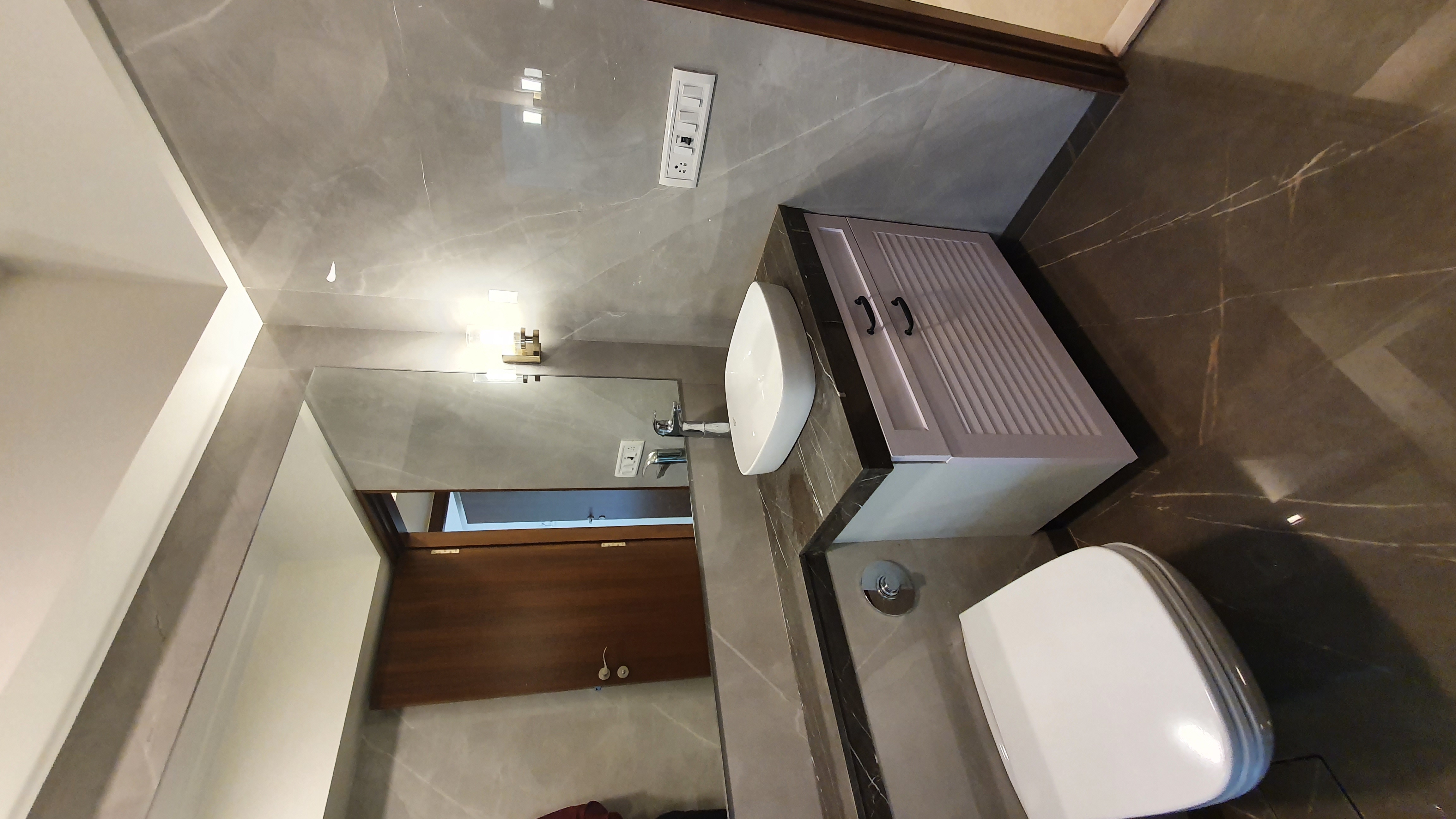 3 BHK Apartment for Rent in Bandra West Mumbai