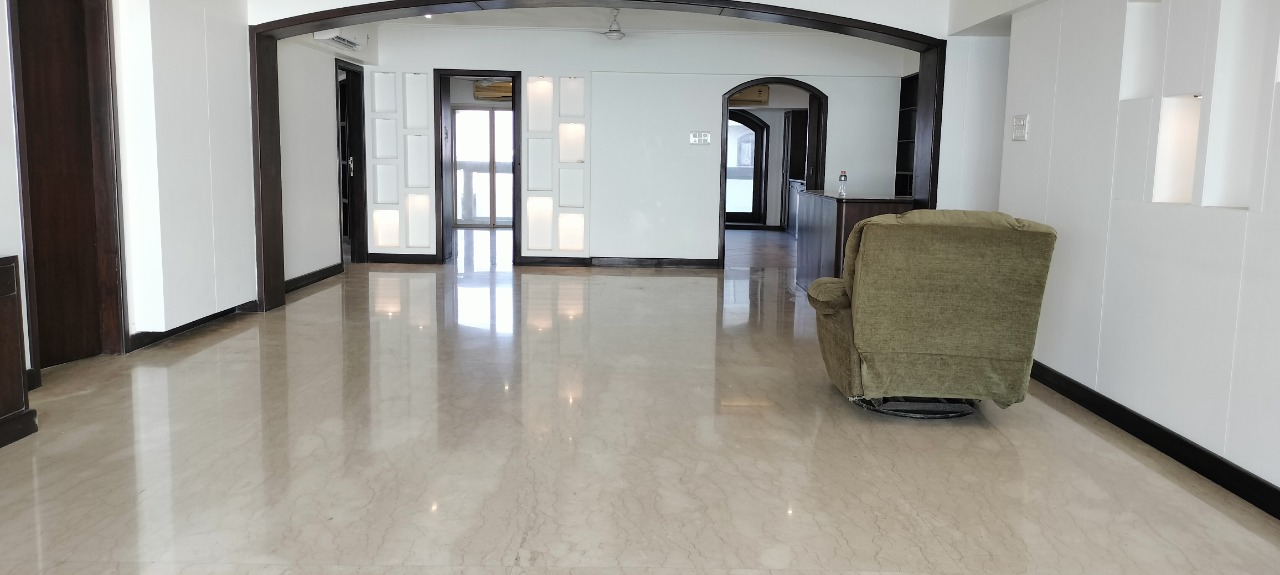 4 BHK Apartment for Sale in Khar West Mumbai
