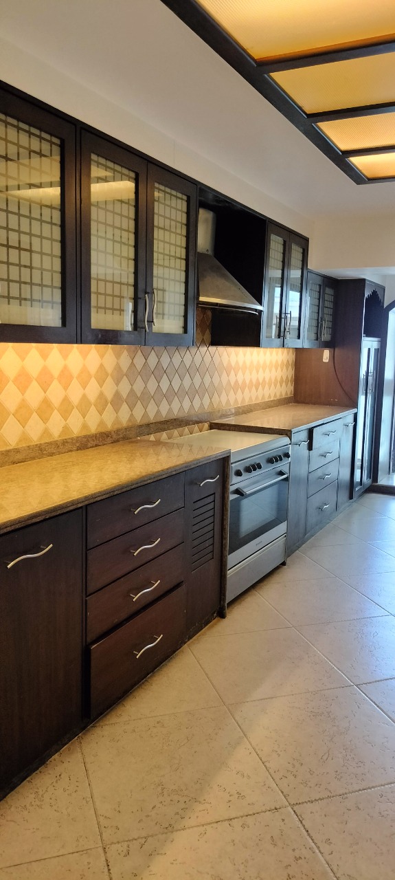 4 BHK Apartment for Rent in Khar West Mumbai