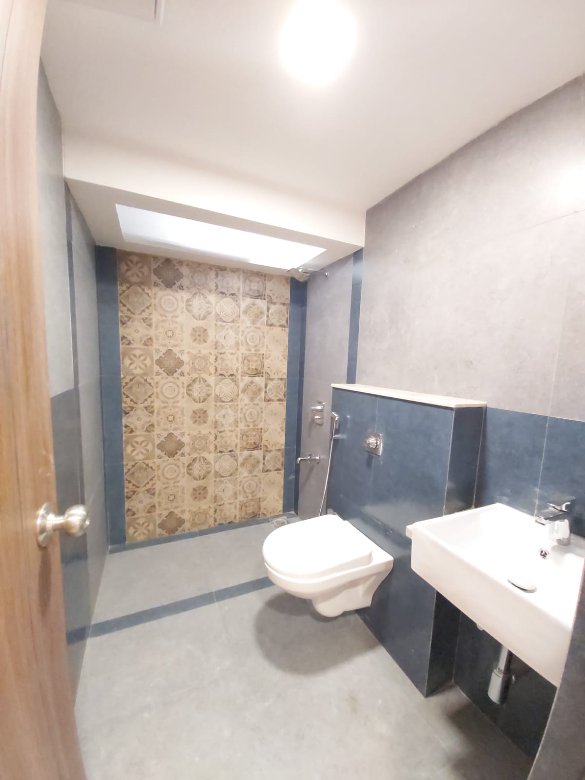 3 BHK Apartment for Sale in Bandra West Mumbai