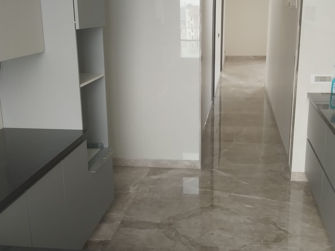 4 BHK Apartment for Sale in Khar West Mumbai