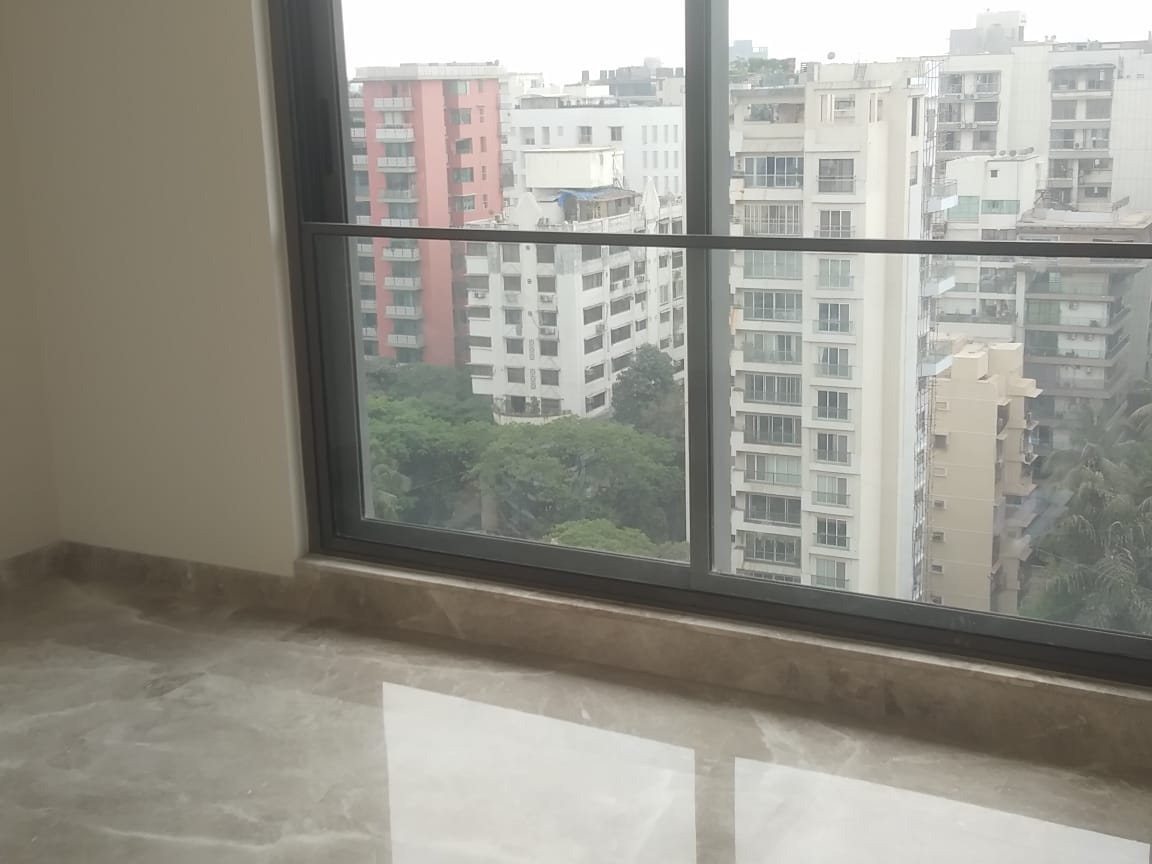 4 BHK Apartment for Sale in Khar West Mumbai