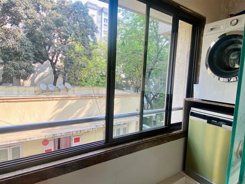 3 BHK Apartment for Rent in 15th Road Mumbai