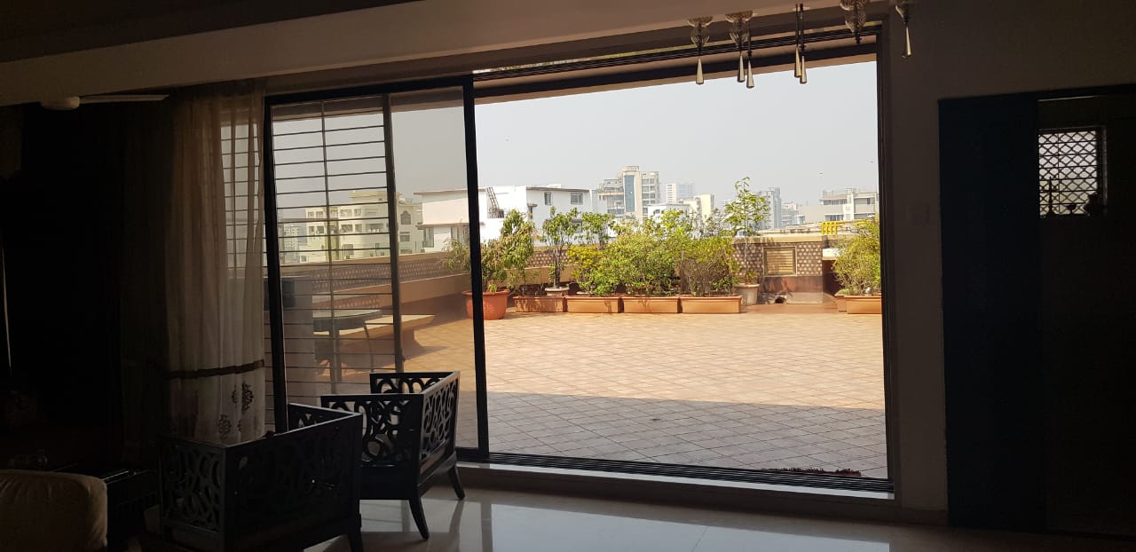 3 BHK Apartment for Sale in Almeida park Mumbai