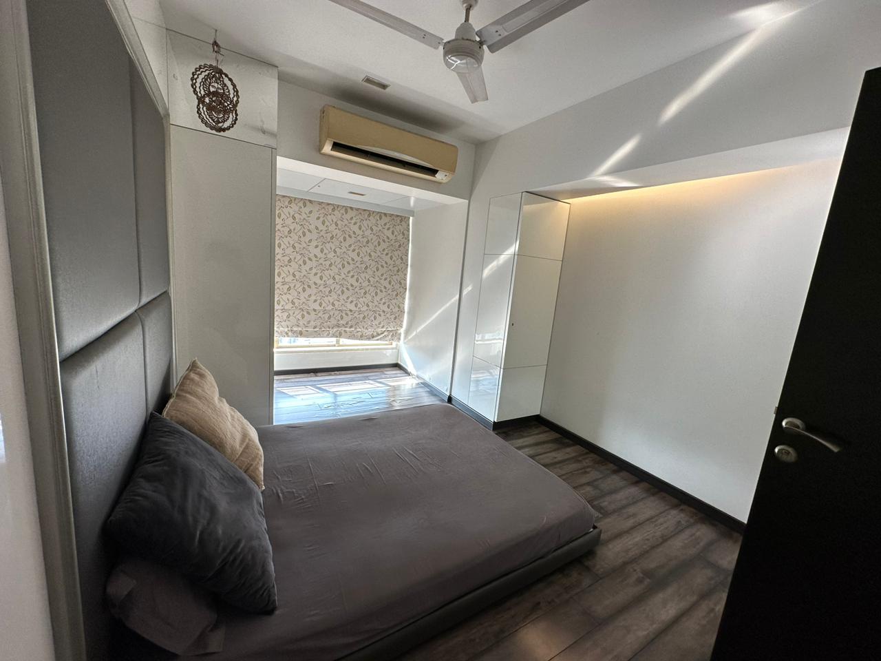 3 BHK Apartment for Sale in Almeida park Mumbai