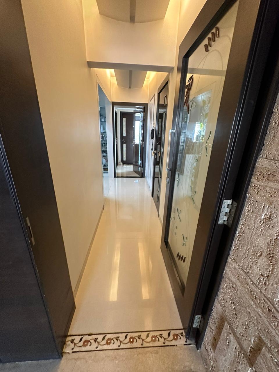 3 BHK Apartment for Sale in Almeida park Mumbai