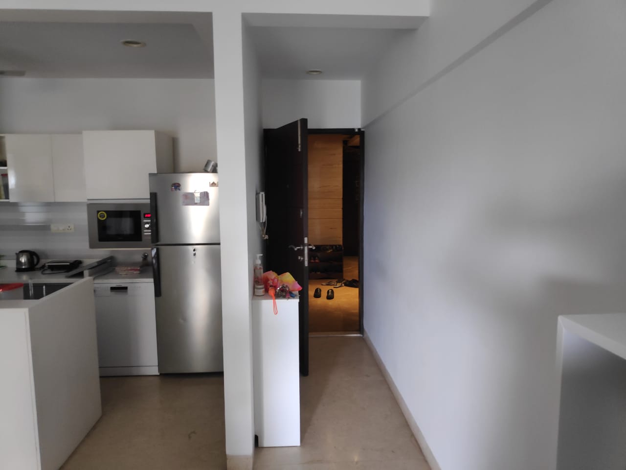2 BHK Apartment for Sale in 15th rd Mumbai