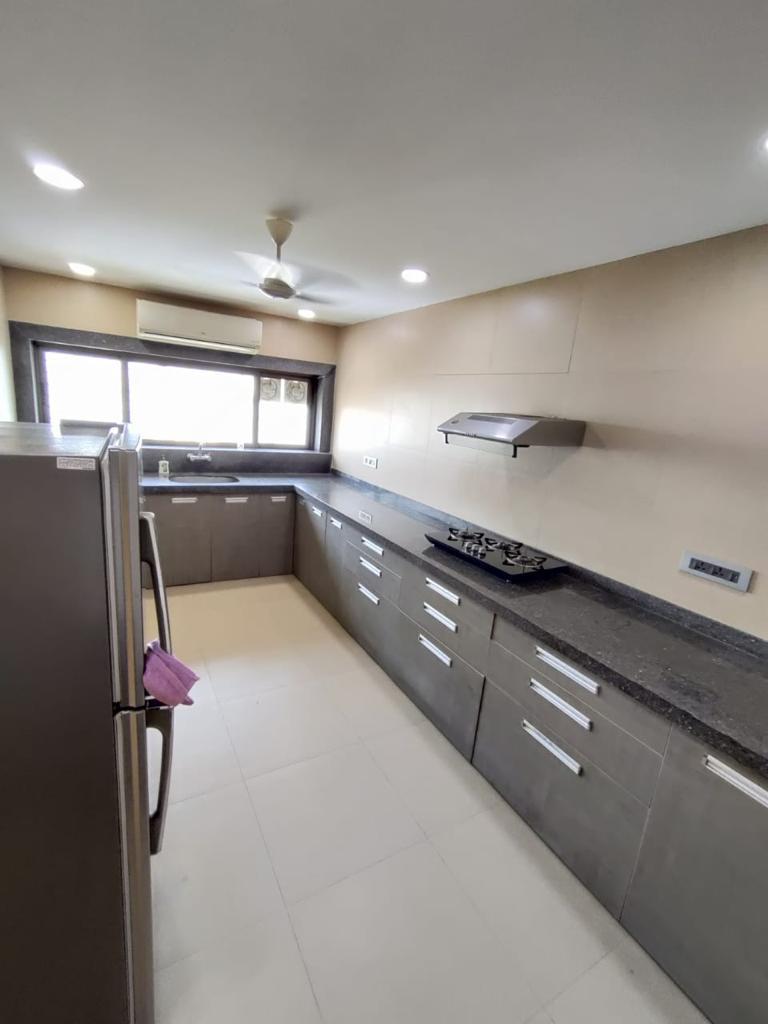 3 BHK Apartment for Rent in Bandra West Mumbai