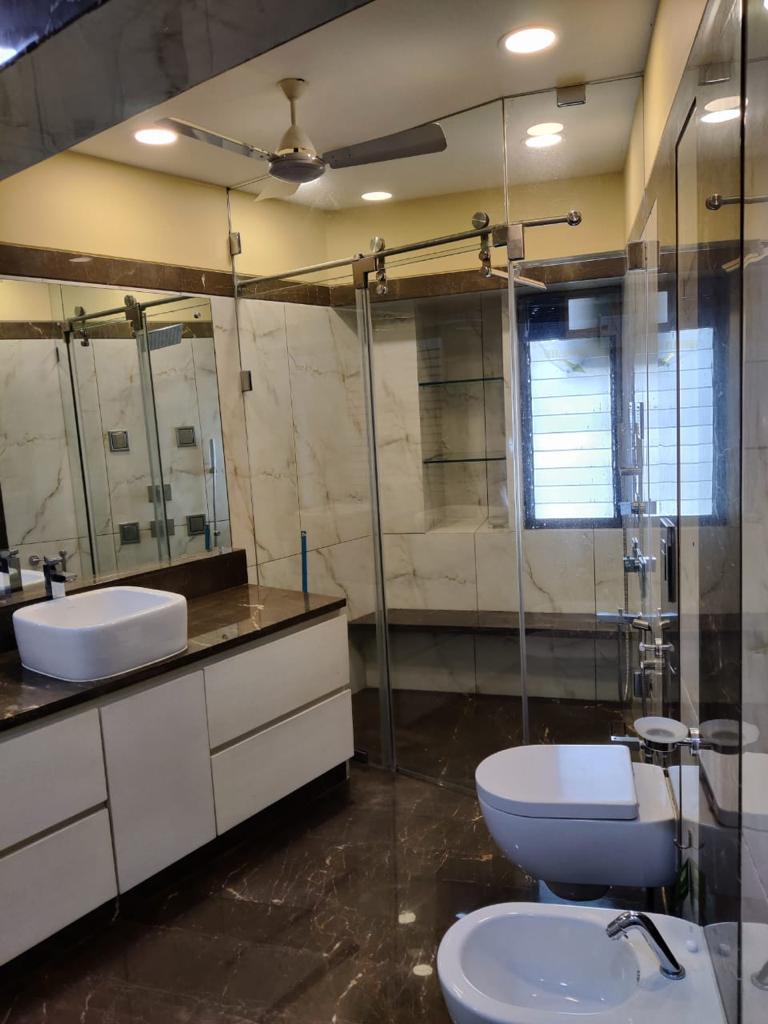 3 BHK Apartment for Rent in Bandra West Mumbai