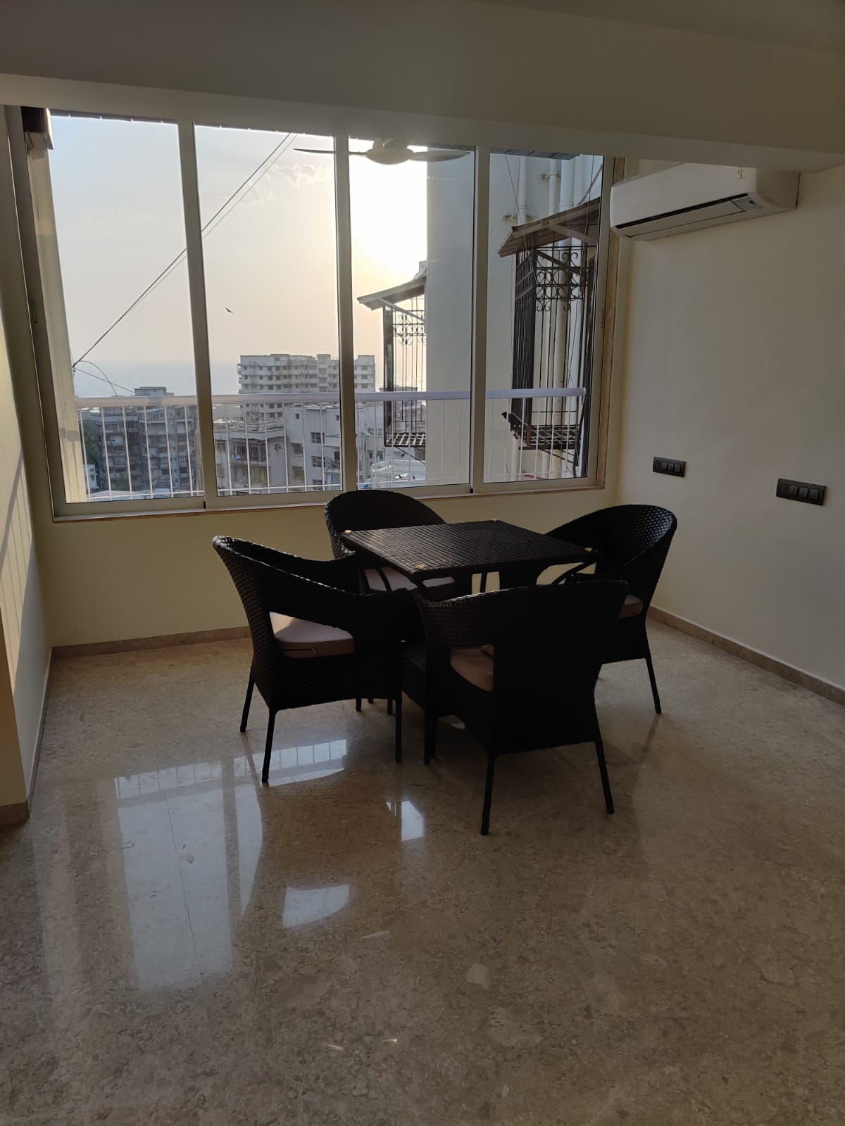 2 BHK Apartment for Rent in Pali Hill Mumbai