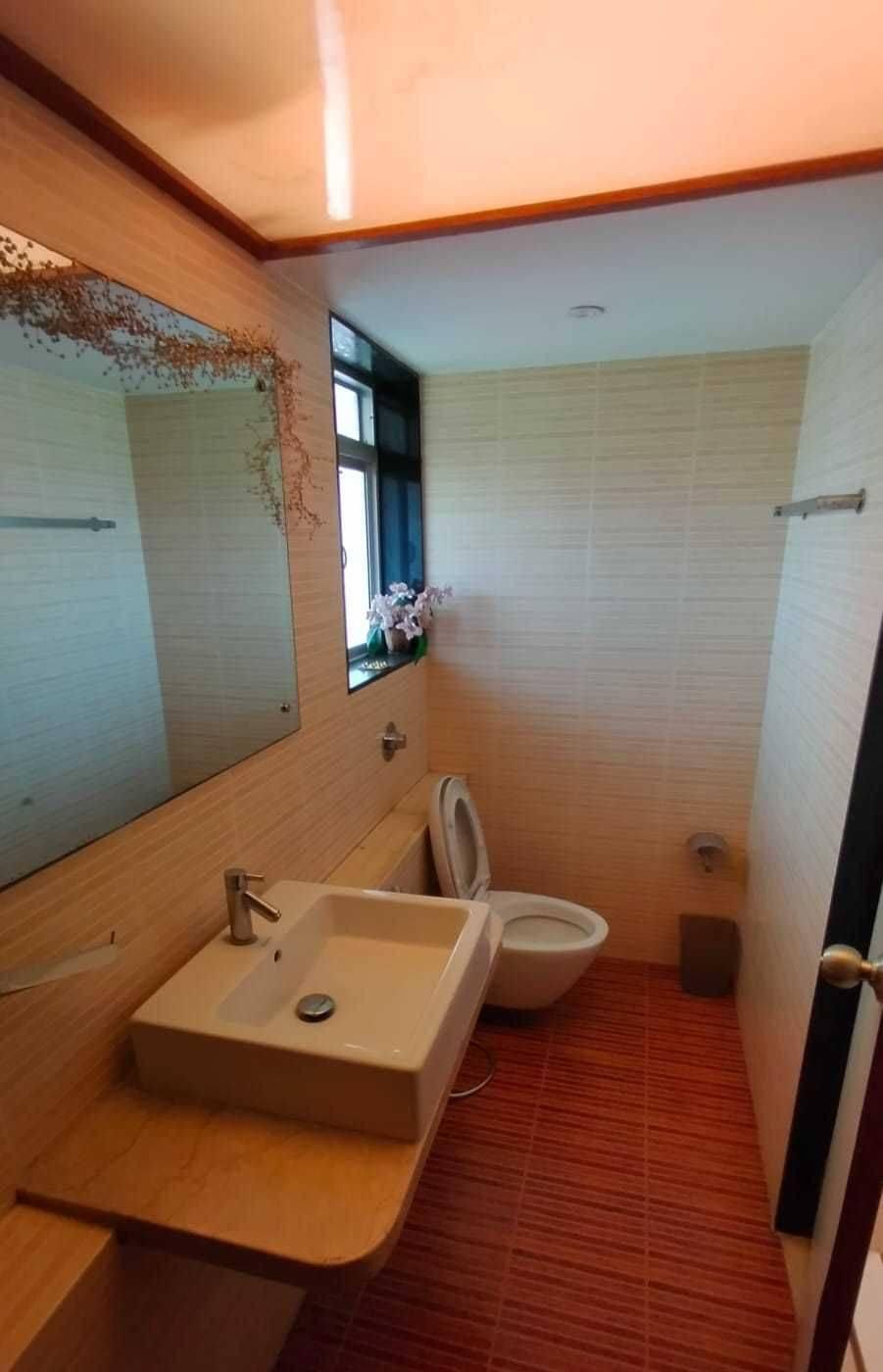 3 BHK Apartment for Sale in Bandra West Mumbai