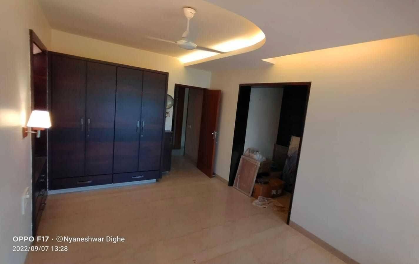 3 BHK Apartment for Sale in Bandra West Mumbai