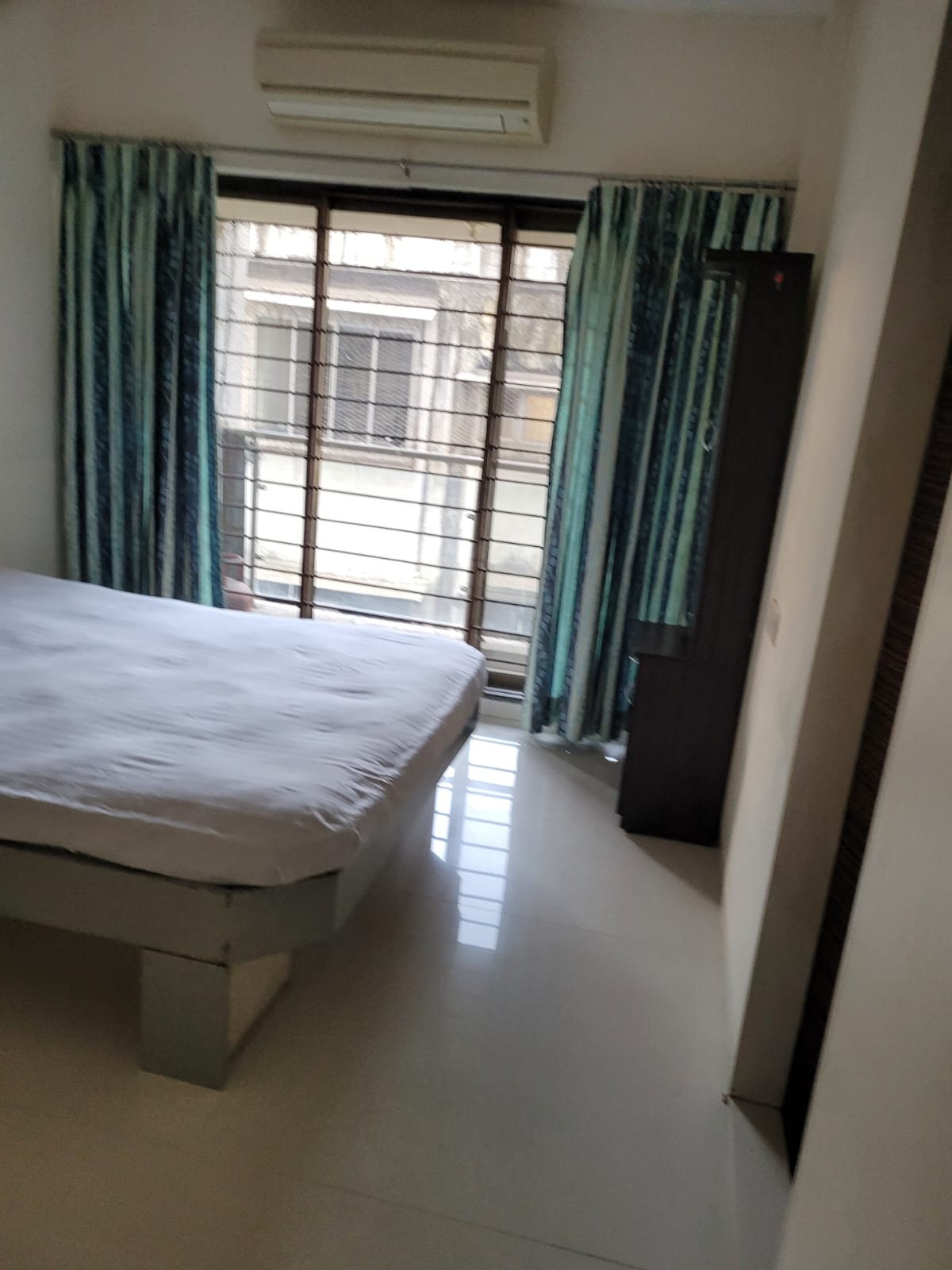 3 BHK Apartment for Sale in Santacruz West Mumbai