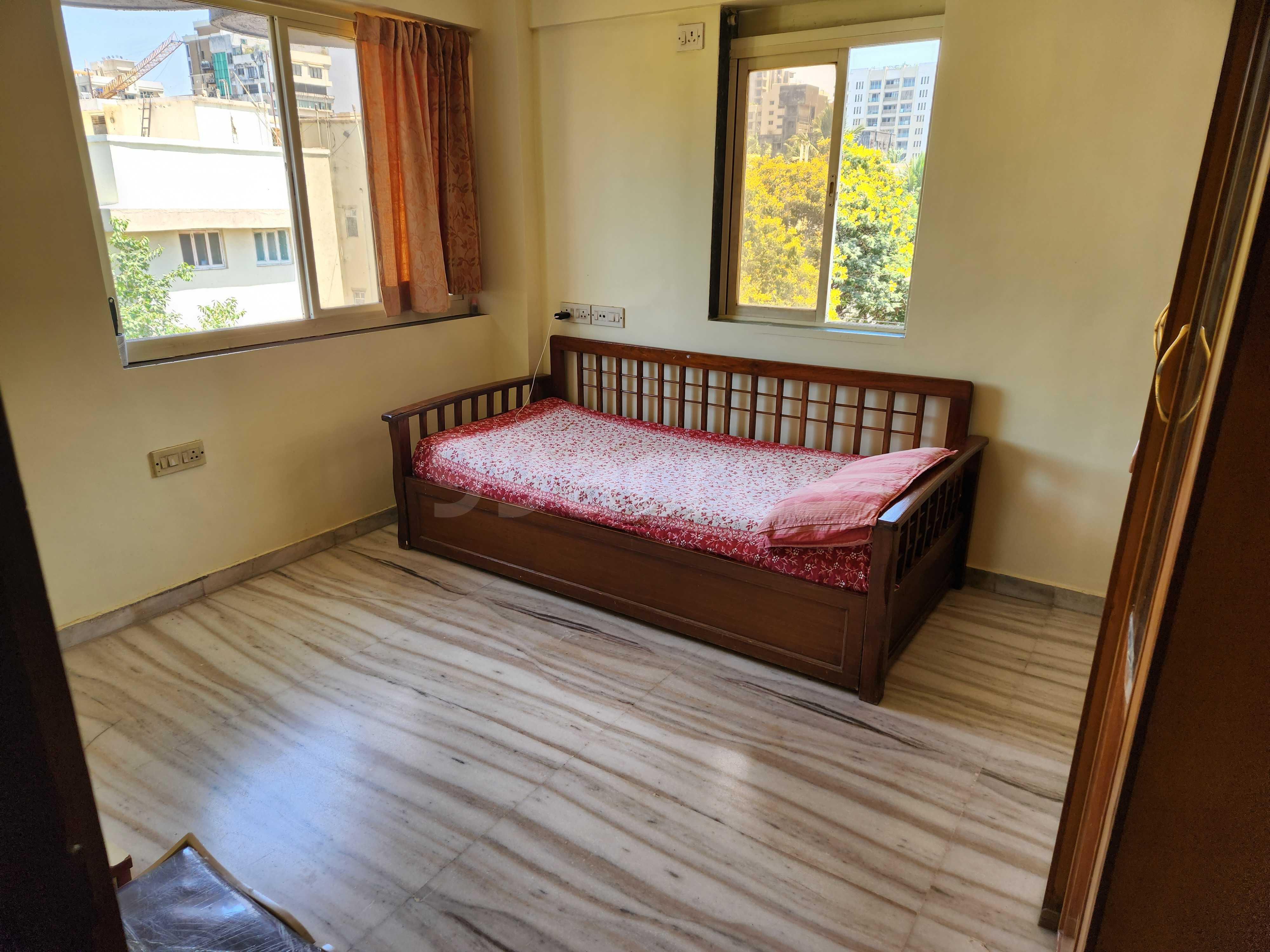 2 BHK Apartment for Rent in North Avenue Road Mumbai