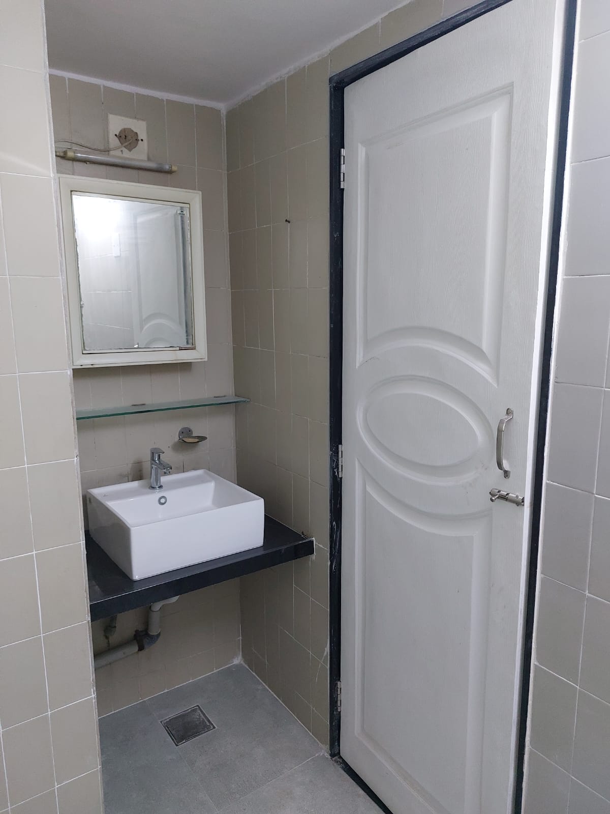 3 BHK Apartment for Rent in Bandra East Mumbai