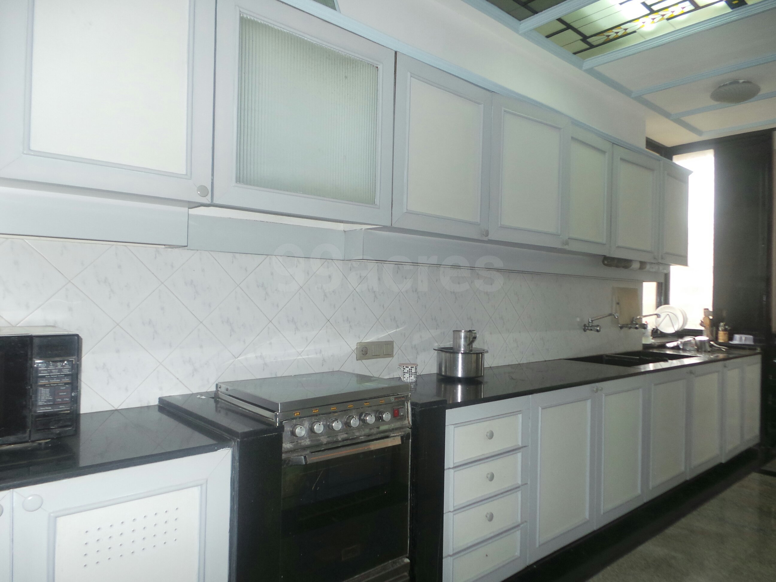 5 BHK Apartment for Rent in Mount Mary Mumbai