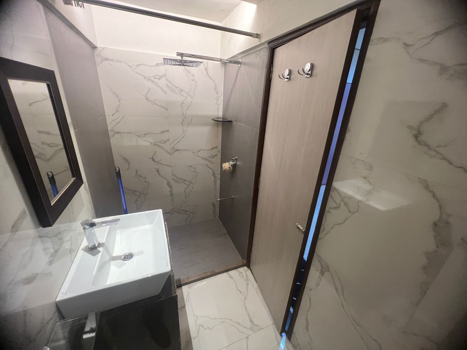 3 BHK Apartment for Sale in Khar West Mumbai