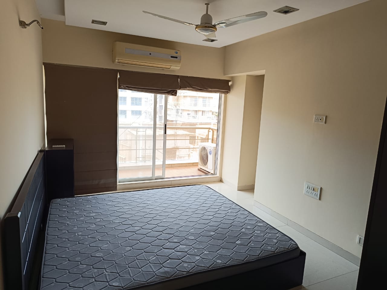 3 BHK Apartment for Sale Mumbai
