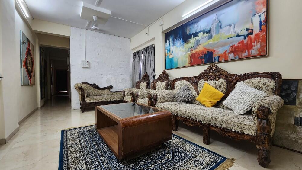 3 BHK Apartment for Rent in Khar West Mumbai