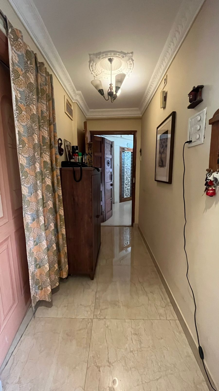 3 BHK Apartment for Rent in Nargis Dutt rd, Pali Hill Mumbai
