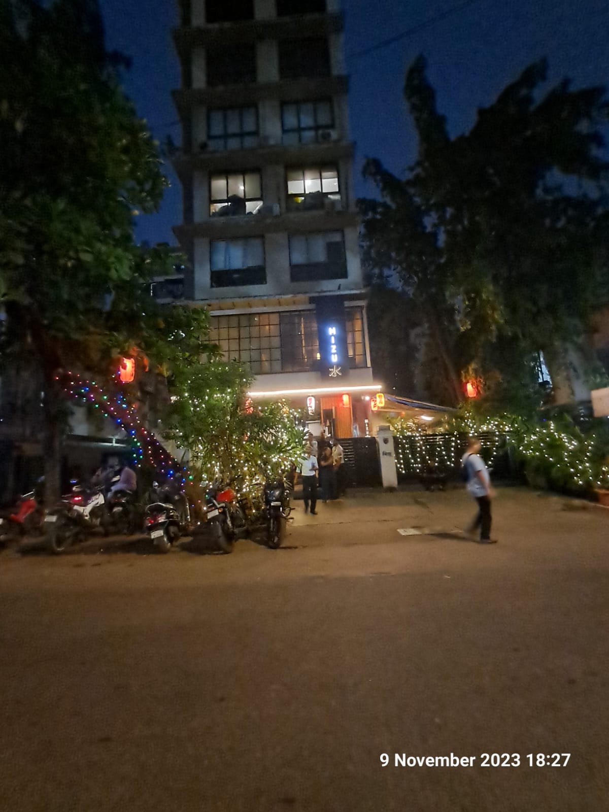 3 BHK Apartment for Sale in Khar West Mumbai