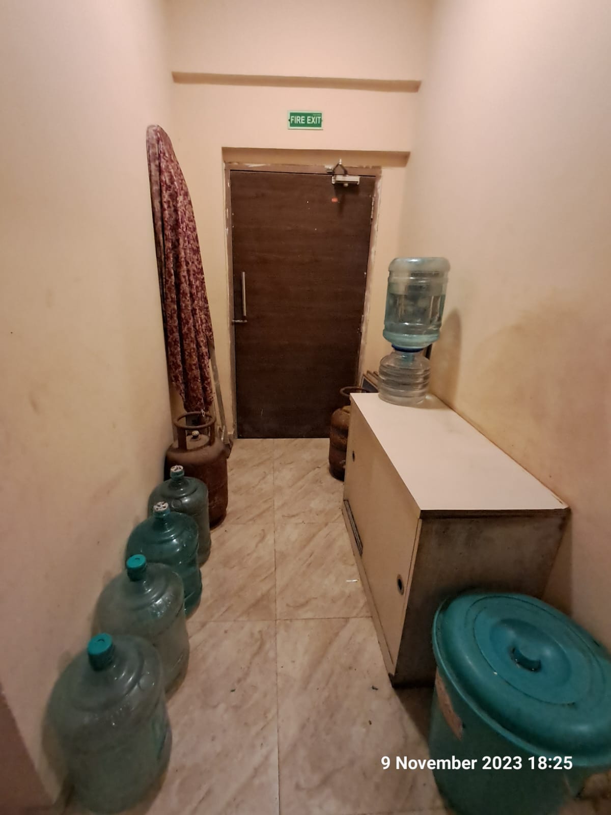 3 BHK Apartment for Sale in Khar West Mumbai