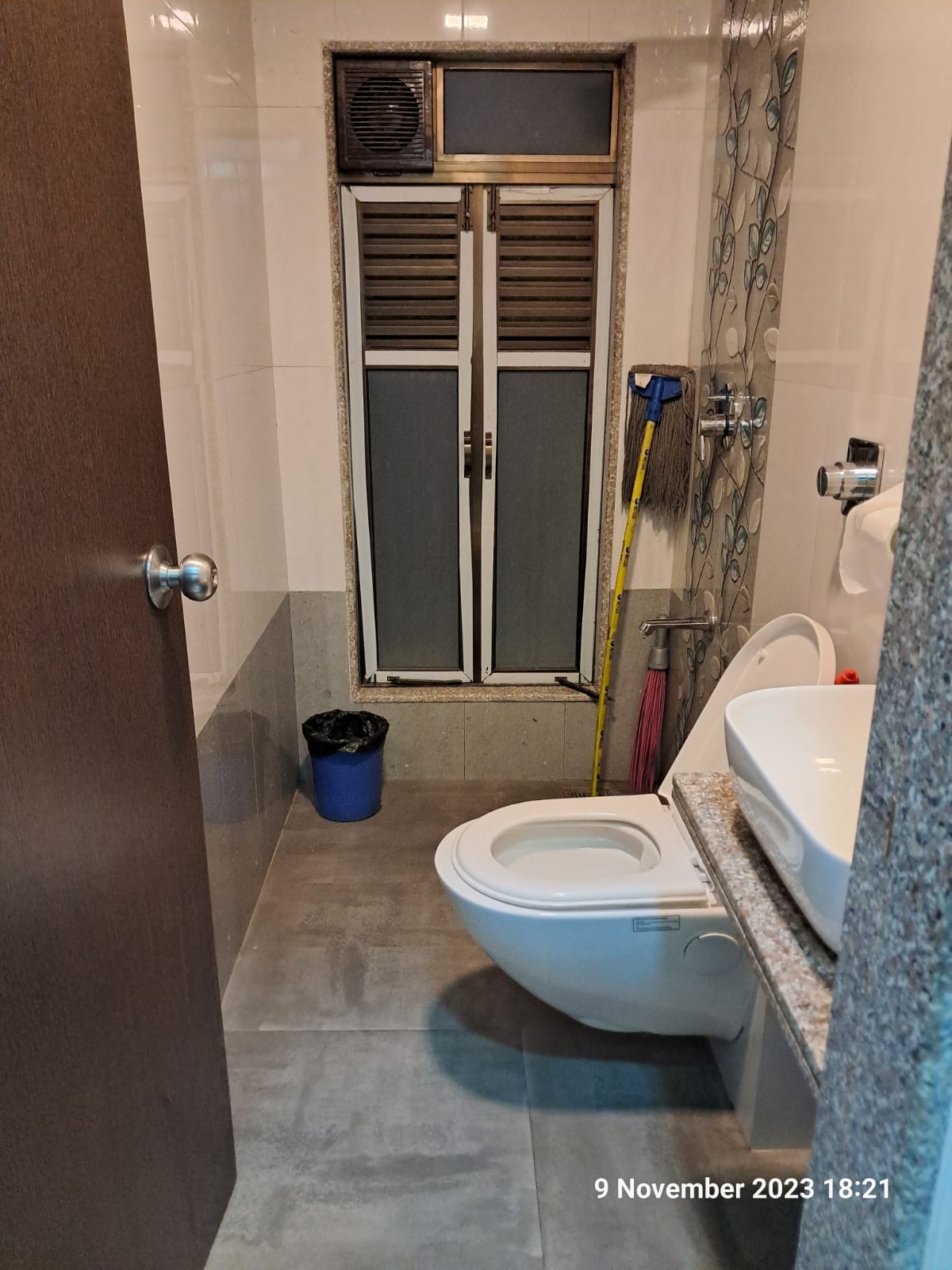 3 BHK Apartment for Sale in Khar West Mumbai