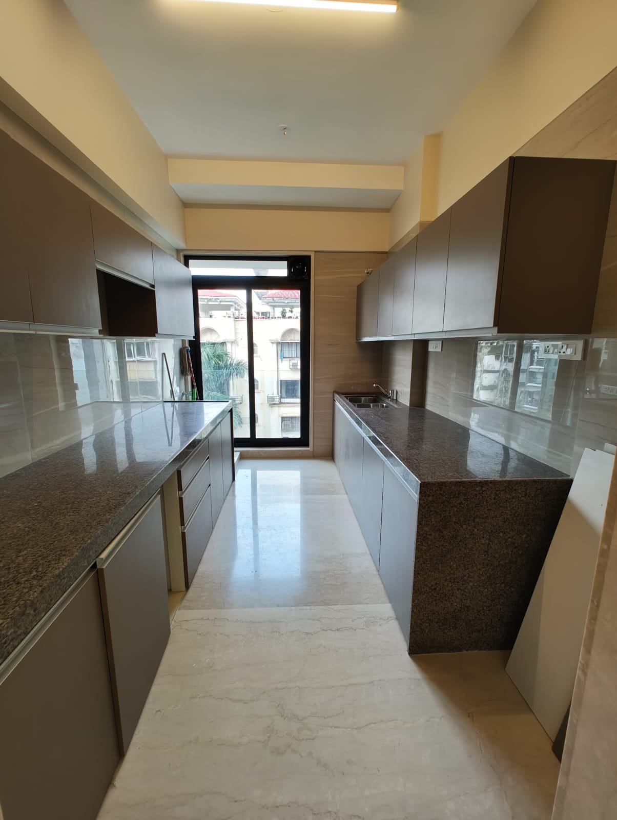 3 BHK Apartment for Sale in 16th Road Mumbai