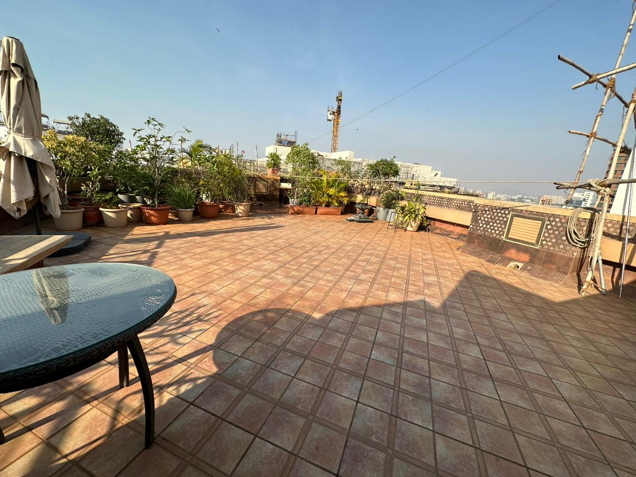 3 BHK Apartment for Rent in Almeida park Mumbai