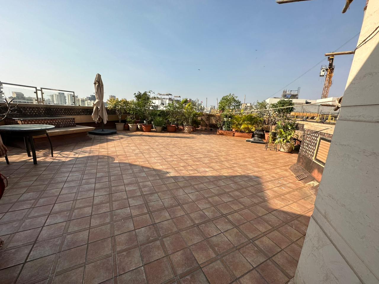 3 BHK Apartment for Rent in Almeida park Mumbai