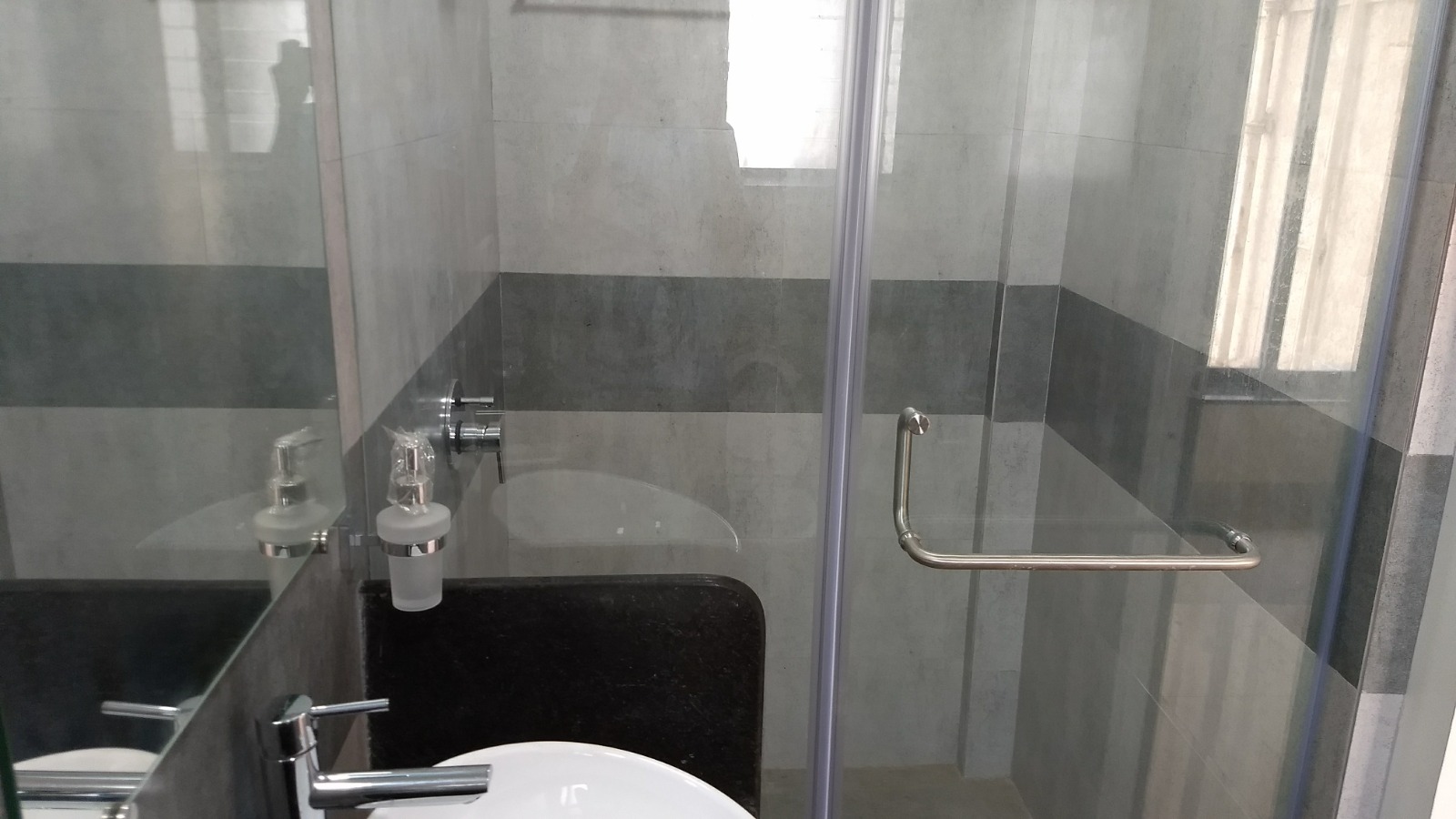 2 BHK Apartment for Rent in Worli Mumbai