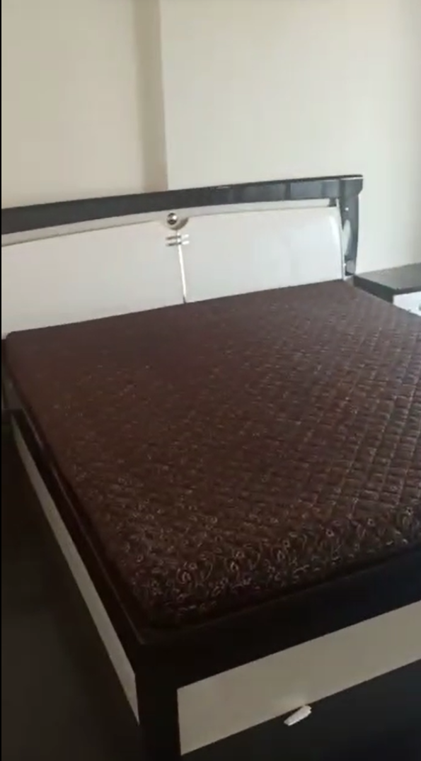 3 BHK Apartment for Rent in 15th Road Mumbai