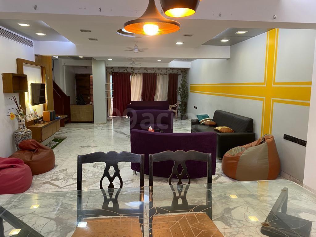 6 BHK Villa for Sale in Juhu Mumbai