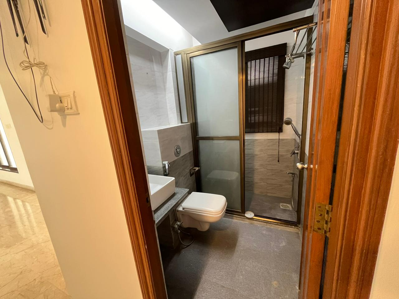 2 BHK Apartment for Rent in Khar West Mumbai