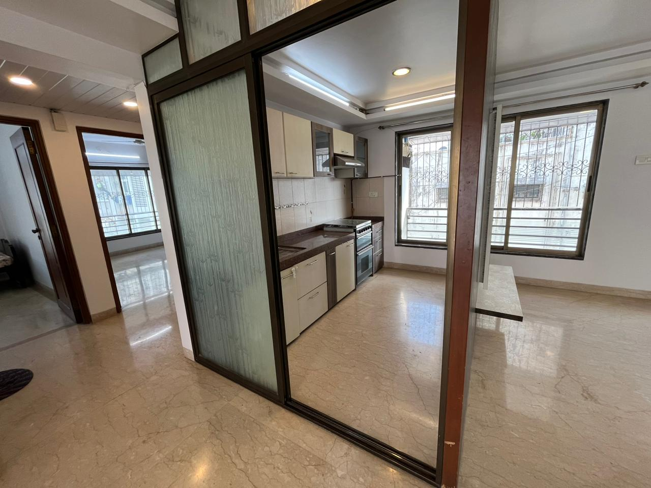 2 BHK Apartment for Rent in Khar West Mumbai