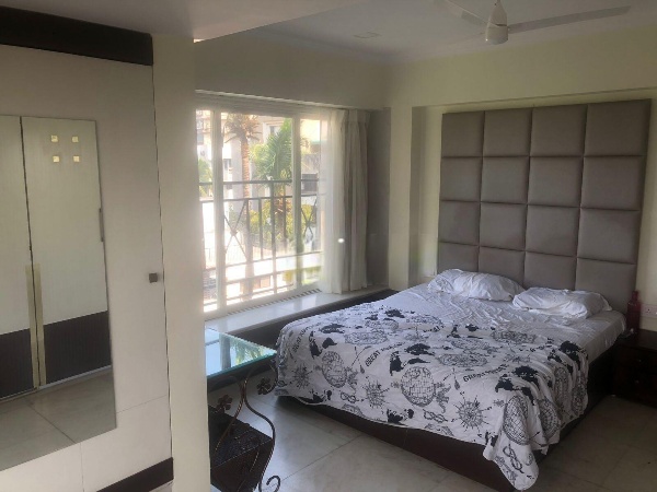 2 BHK Apartment for Rent in Off Carter road Mumbai