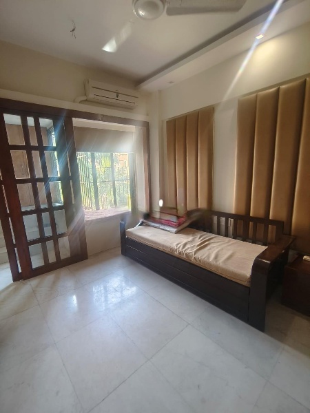 2 BHK Apartment for Rent in Off Carter road Mumbai