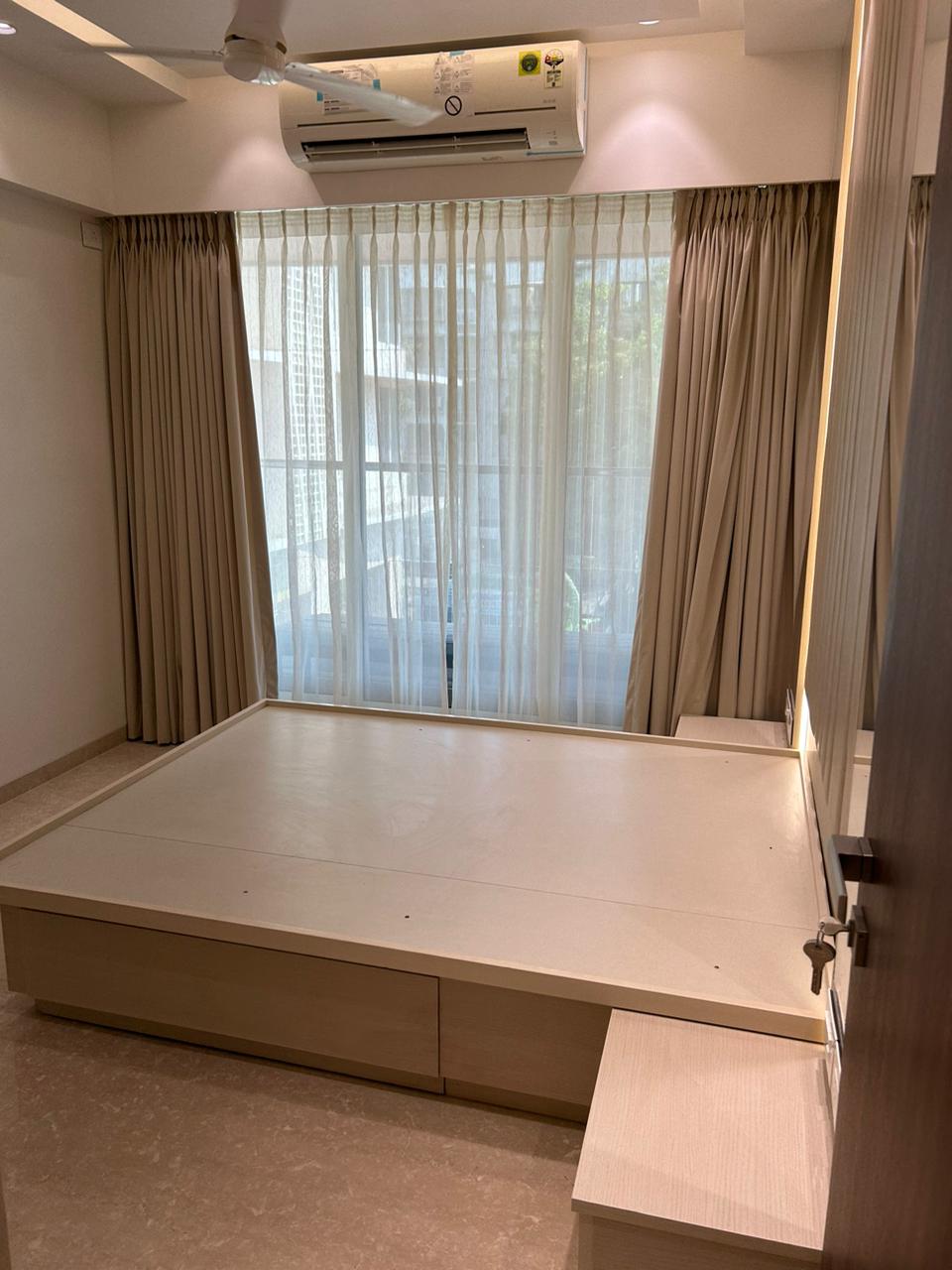 3 BHK Apartment for Rent in Khar West Mumbai