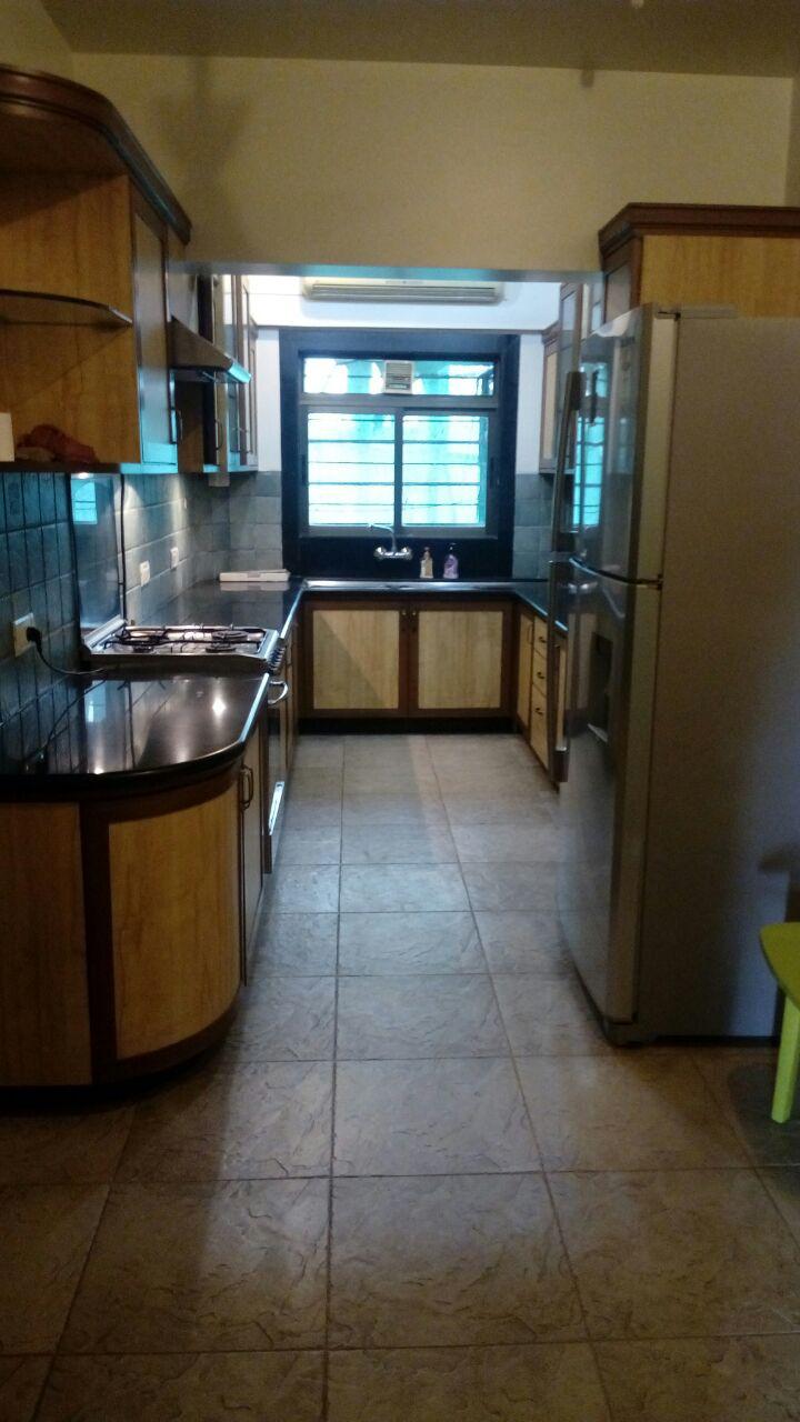 3 BHK Apartment for Rent in Pali Hill Mumbai