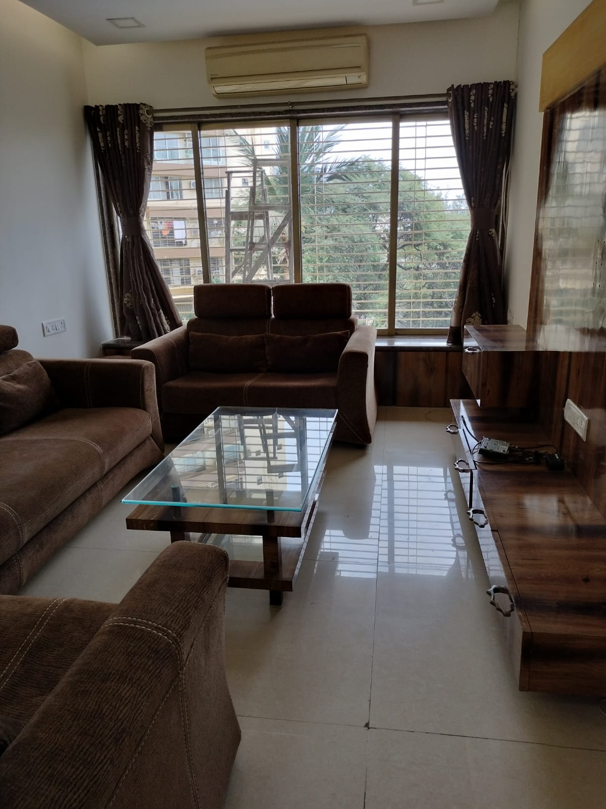 3 BHK Apartment for Rent in Mount Marry Mumbai