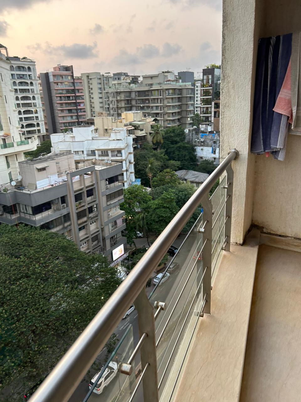 3 BHK Apartment for Sale in Khar West Mumbai