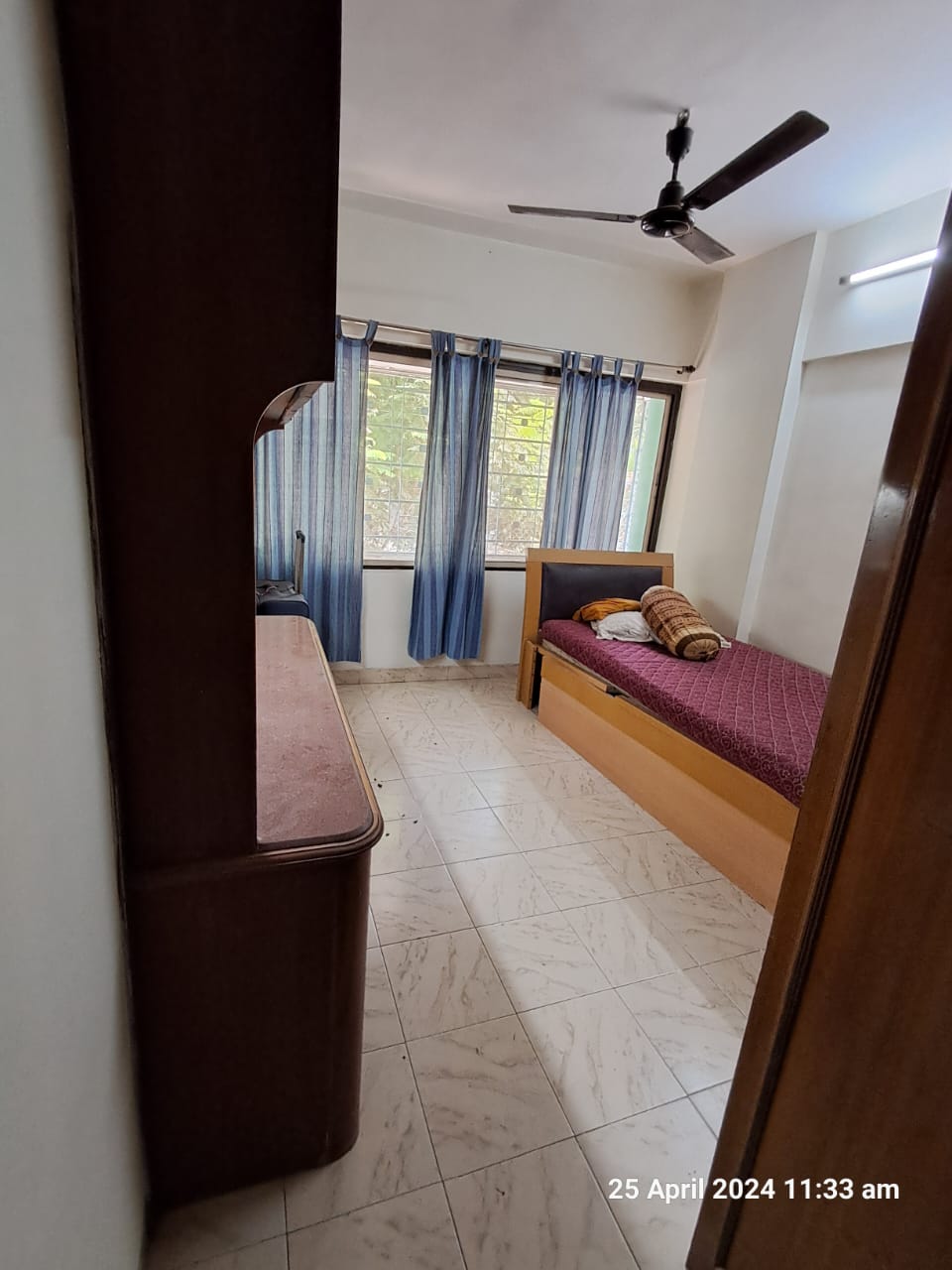 2 BHK Apartment for Sale in Waroda Road Mumbai