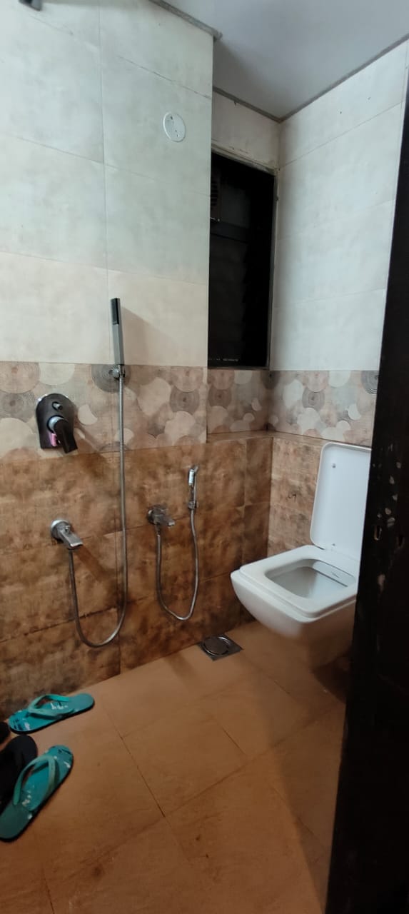 2 BHK Apartment for Rent in Pali Naka Mumbai