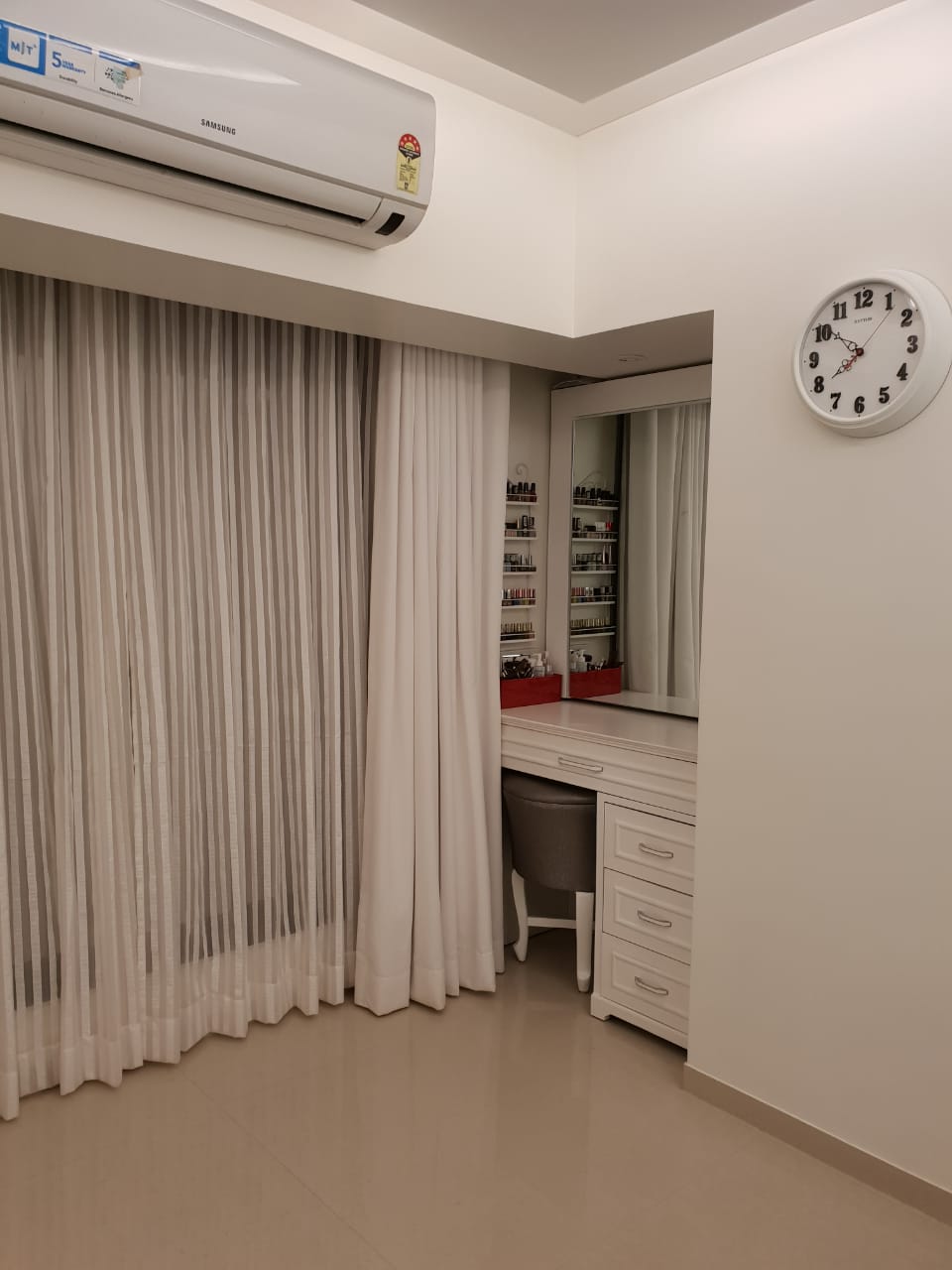3 BHK Apartment for Sale in Bandra West Mumbai