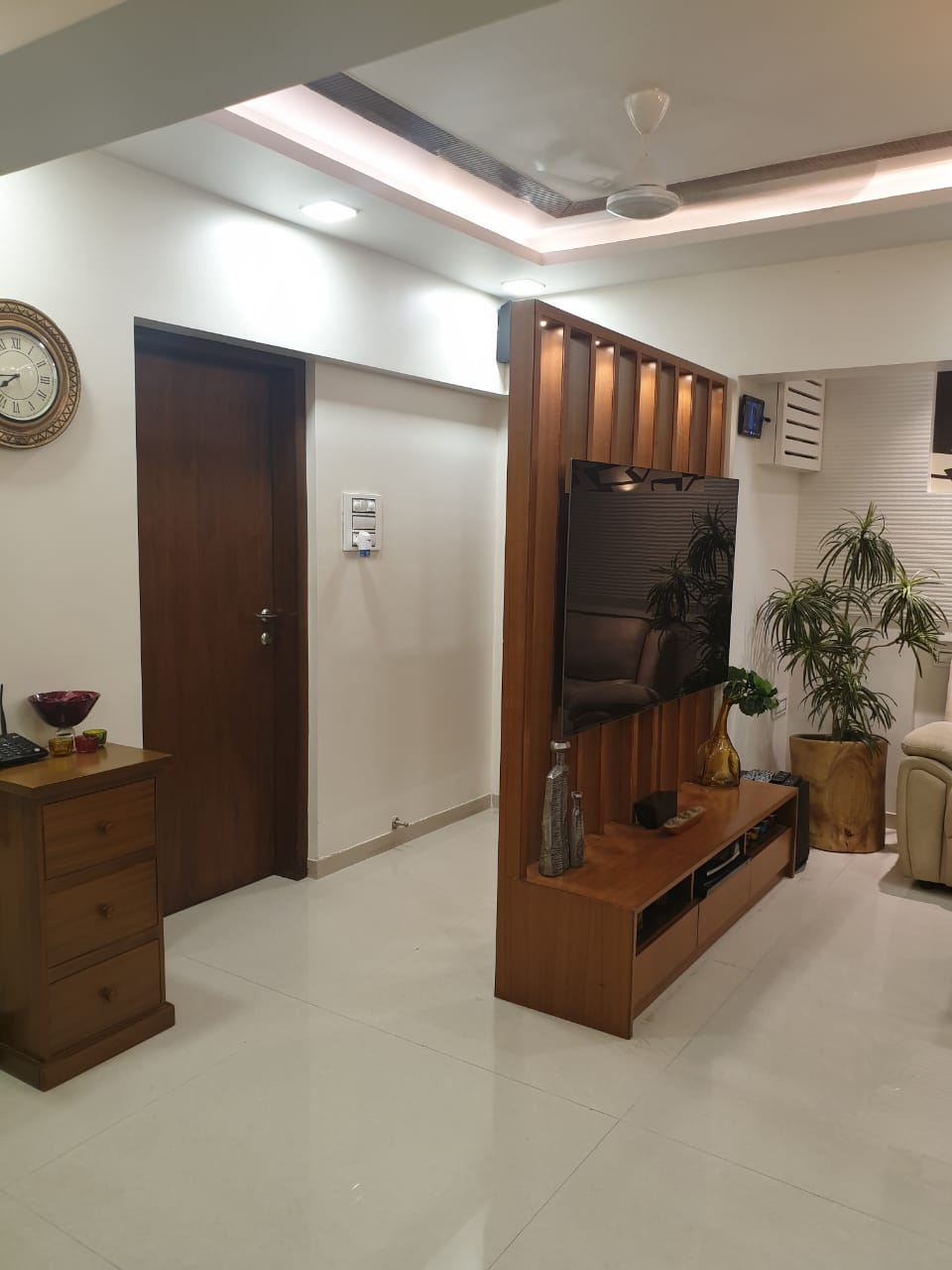 3 BHK Apartment for Sale in Bandra West Mumbai